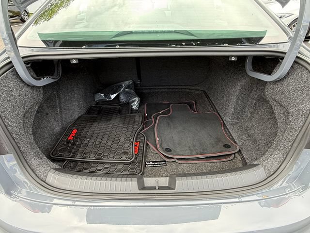 Used 2022 Volkswagen Jetta GLI Autobahn FWD image 37