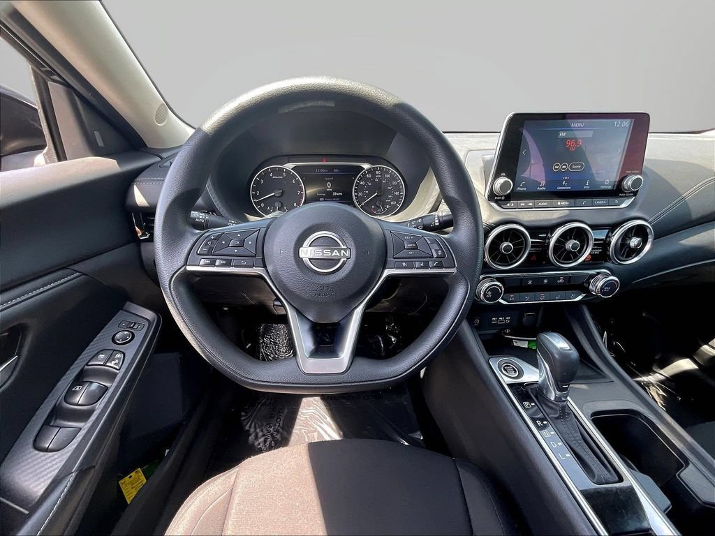 Used 2024 Nissan Sentra SV FWD image 8