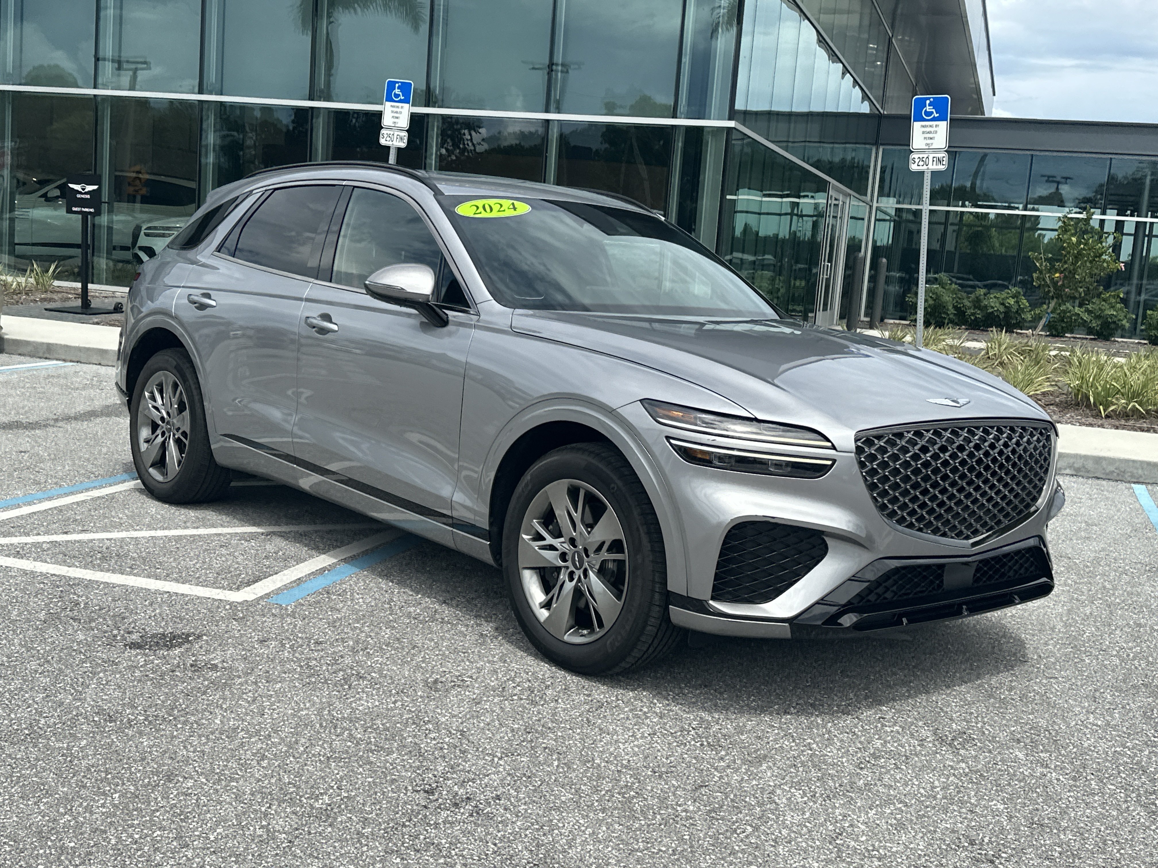 Certified 2024 Genesis GV70 3.5T Sport AWD/4WD image 5