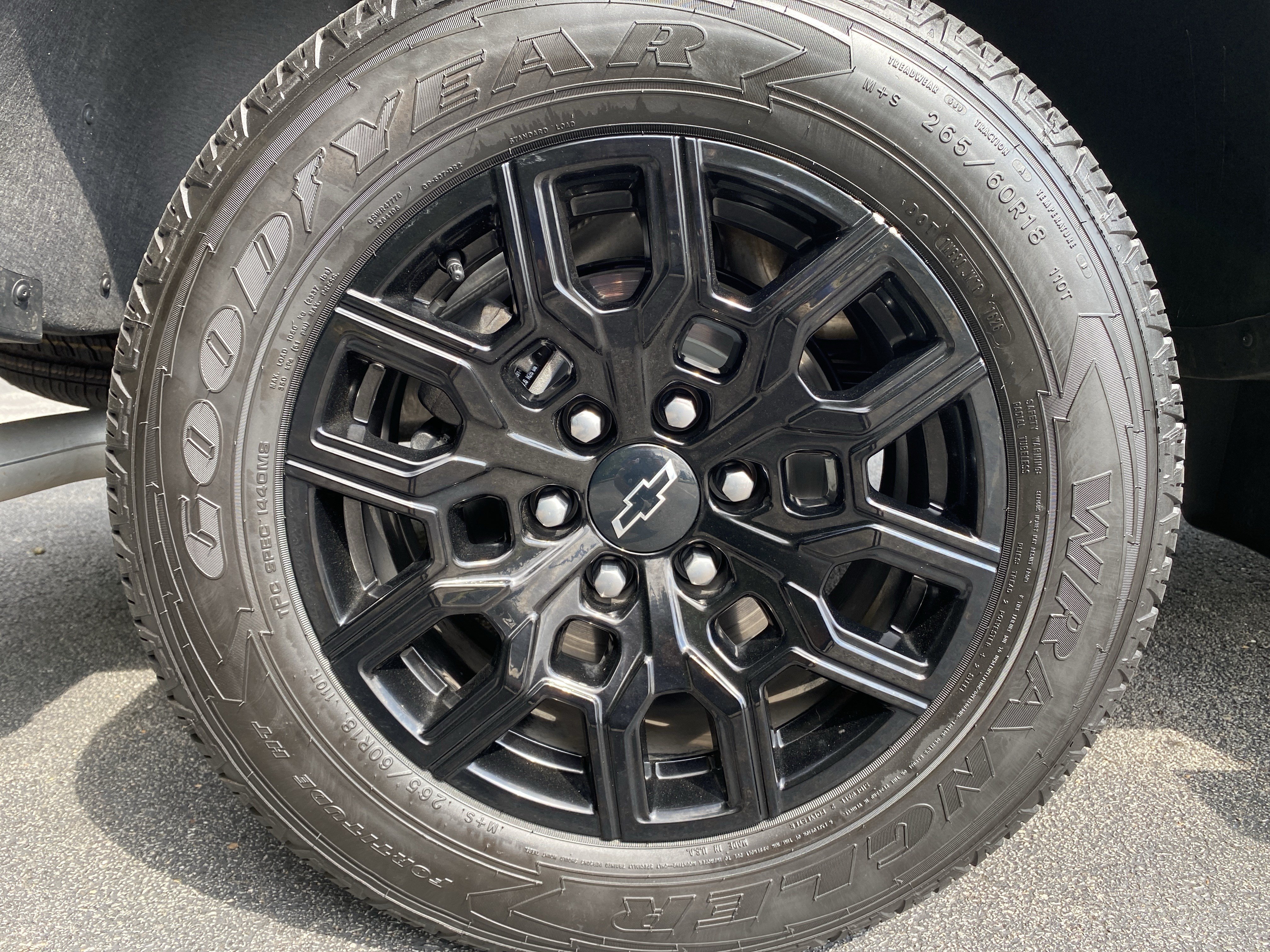 Used 2026 Chevrolet Colorado W/T RWD image 43