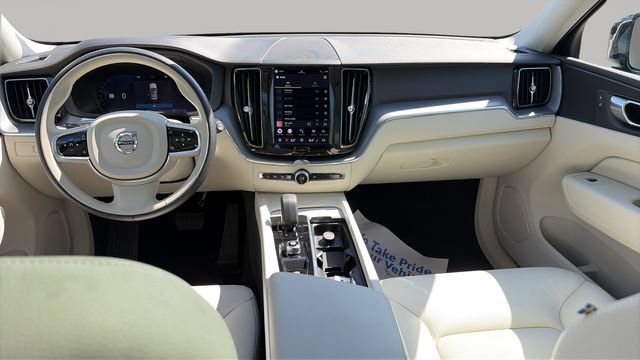 Certified 2024 Volvo XC60 T8 Core w/ Climate Package AWD/4WD image 15