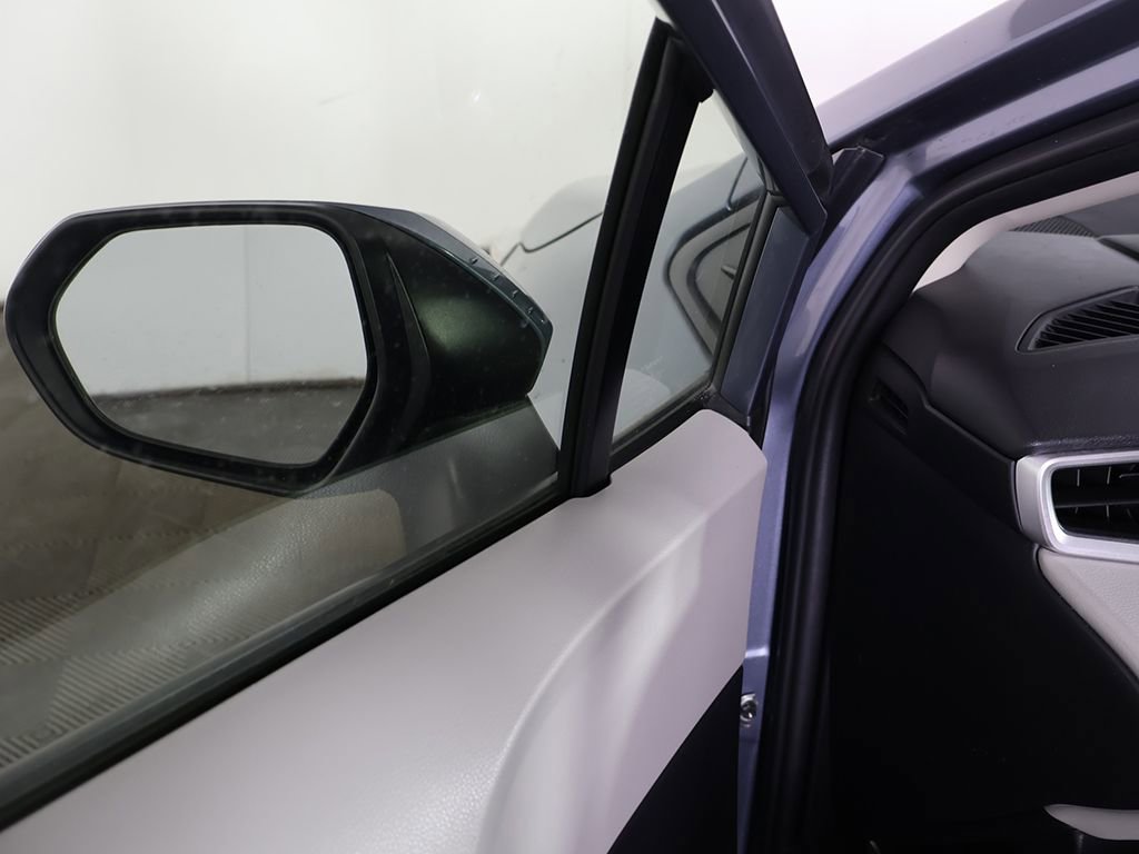 Used 2022 Toyota Corolla LE image 30