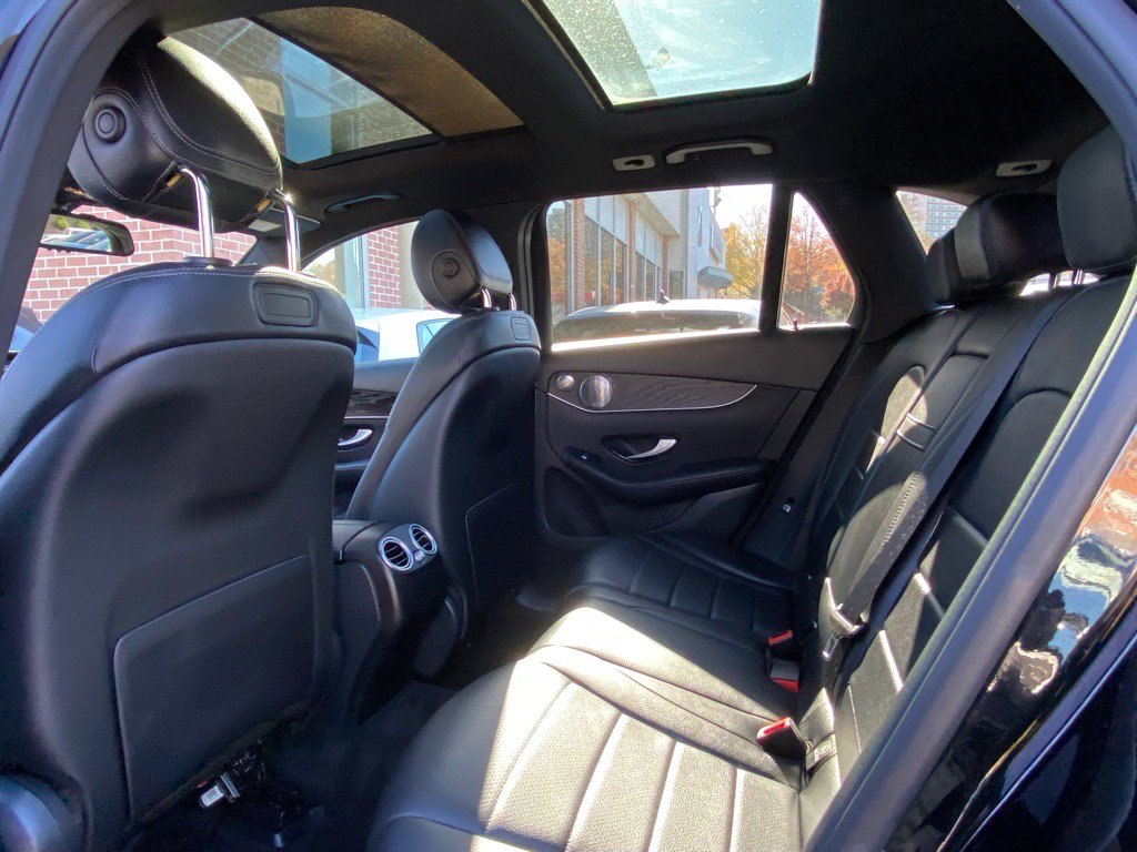 Used 2018 Mercedes-Benz GLC 300 4MATIC image 21