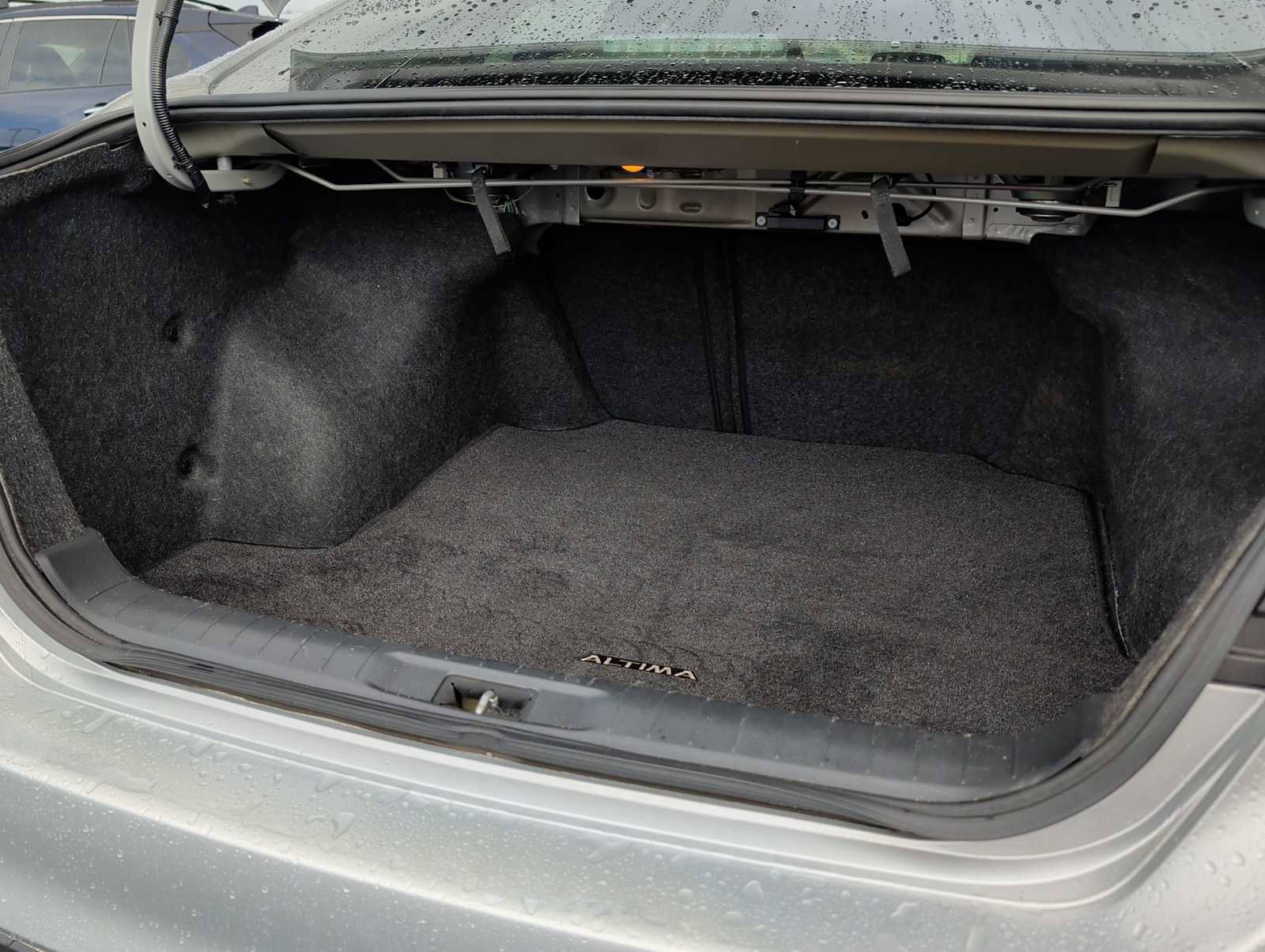 Used 2017 Nissan Altima 2.5 SV image 19