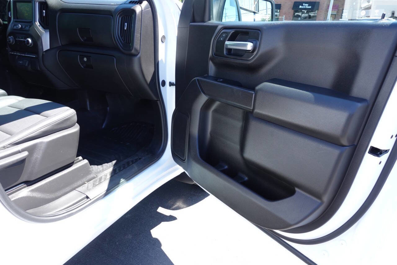 Used 2024 Chevrolet Silverado 1500 W/T w/ WT Value Package AWD/4WD image 35