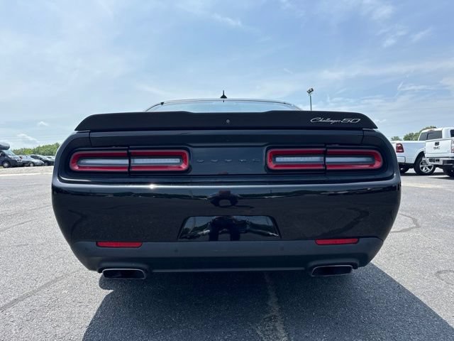 Used 2020 Dodge Challenger R/T RWD image 10