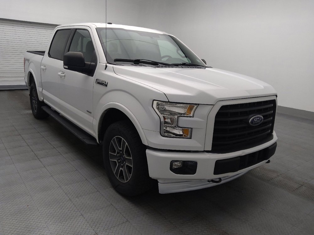 Used 2017 Ford F150 XLT w/ Equipment Group 302A Luxury AWD/4WD image 13