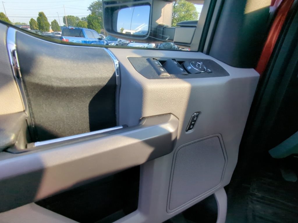 Used 2019 Ford F250 XLT w/ XLT Value Package AWD/4WD image 9