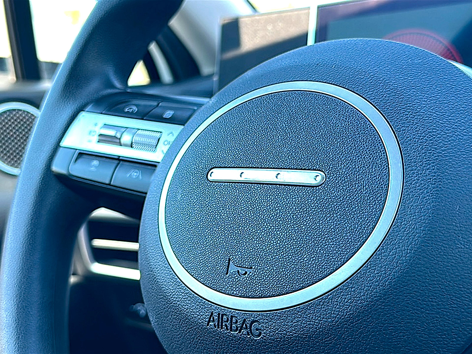 Used 2025 Hyundai Sonata SEL AWD/4WD image 31