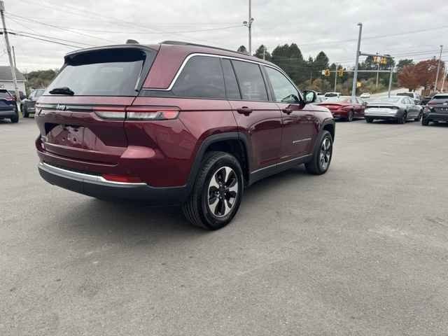 Used 2024 Jeep Grand Cherokee Limited 4xe image 4