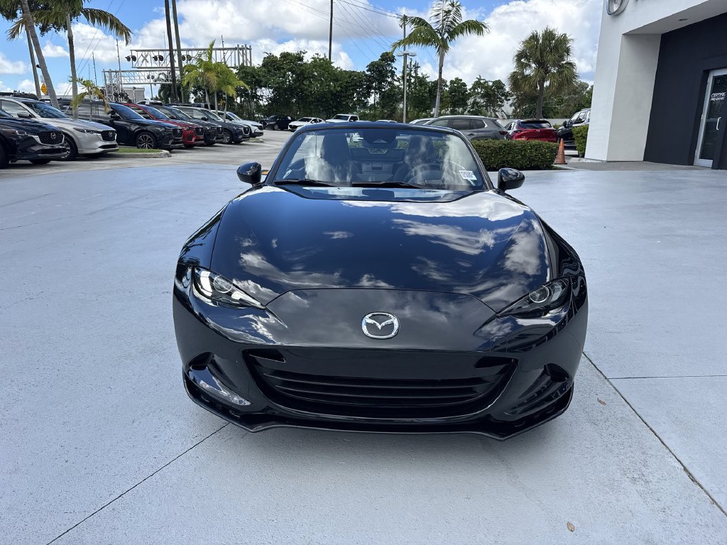 New 2026 MAZDA MX-5 Miata Club w/ Interior Package RWD image 8