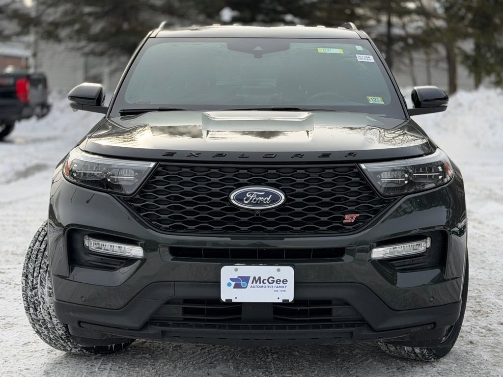 Used 2022 Ford Explorer ST w/ Equipment Group 401A image 2
