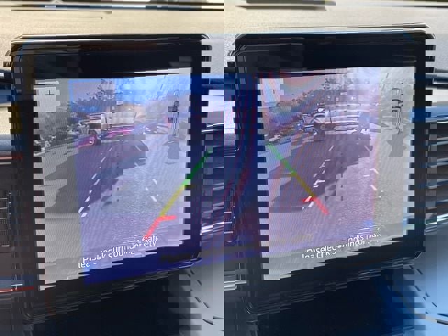 Used 2021 Ford Explorer XLT w/ Equipment Group 202A image 19