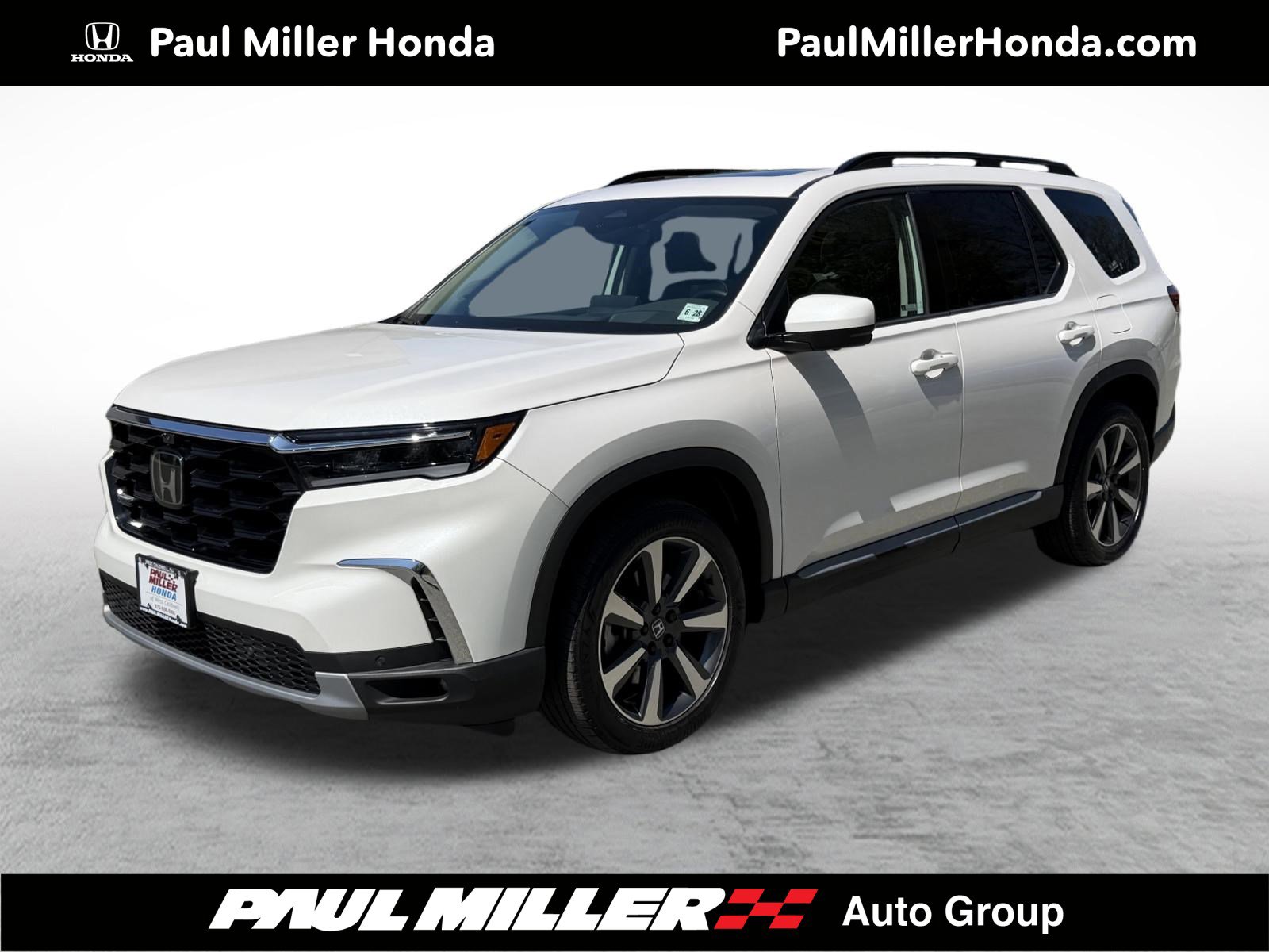 Used 2023 Honda Pilot Elite image 1