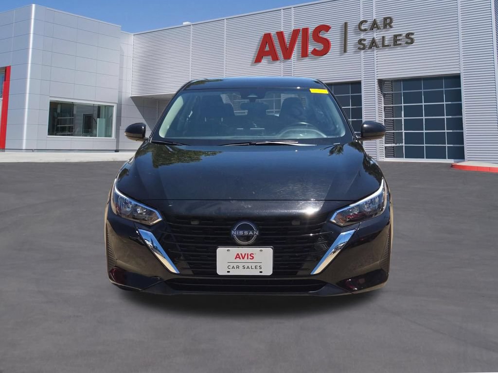 Used 2025 Nissan Sentra SV FWD image 10