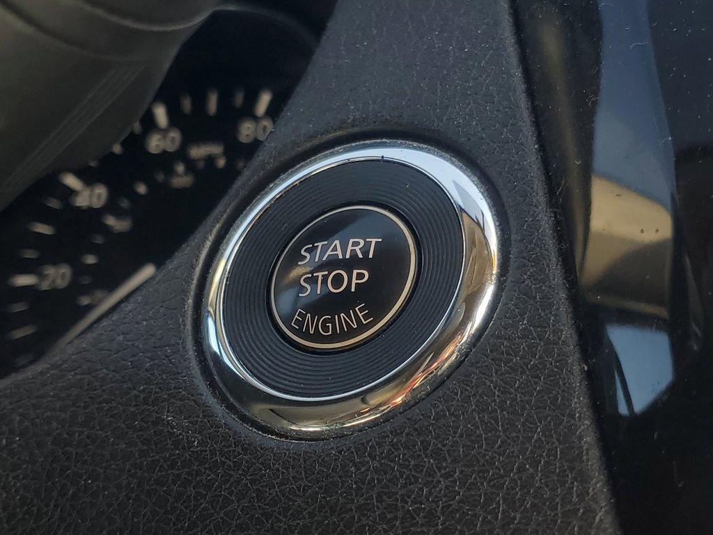 Used 2015 Nissan Rogue SL image 19