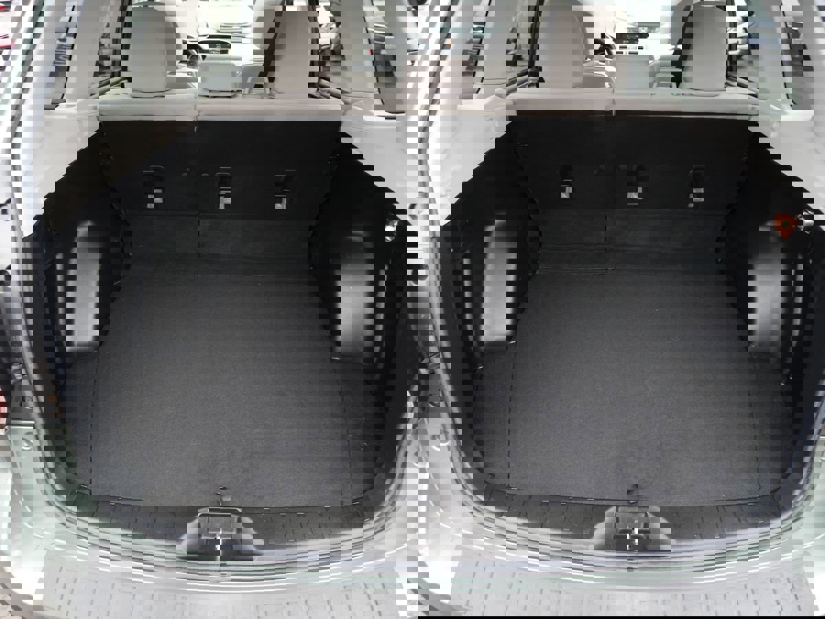 Used 2016 Subaru Forester 2.5i Premium w/ All-Weather Package image 21