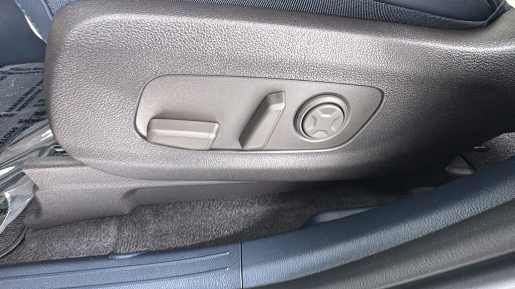 New 2026 Kia Carnival SX w/ SX Dark Edition Package FWD image 11