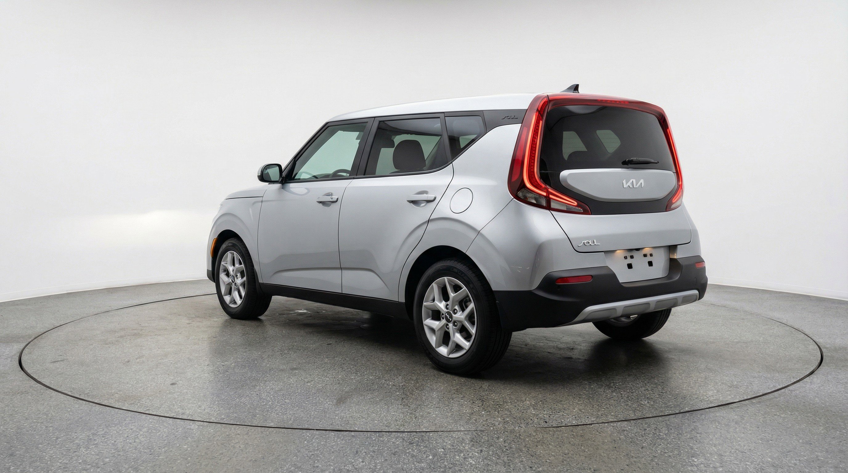 Used 2025 Kia Soul LX w/ LX Technology Package image 6