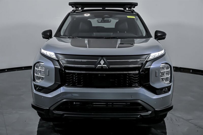 New 2025 Mitsubishi Outlander AWD image 4