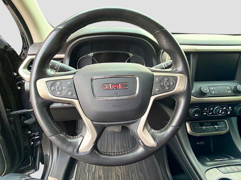 Used 2022 GMC Acadia Denali w/ Black Diamond Edition AWD/4WD image 11