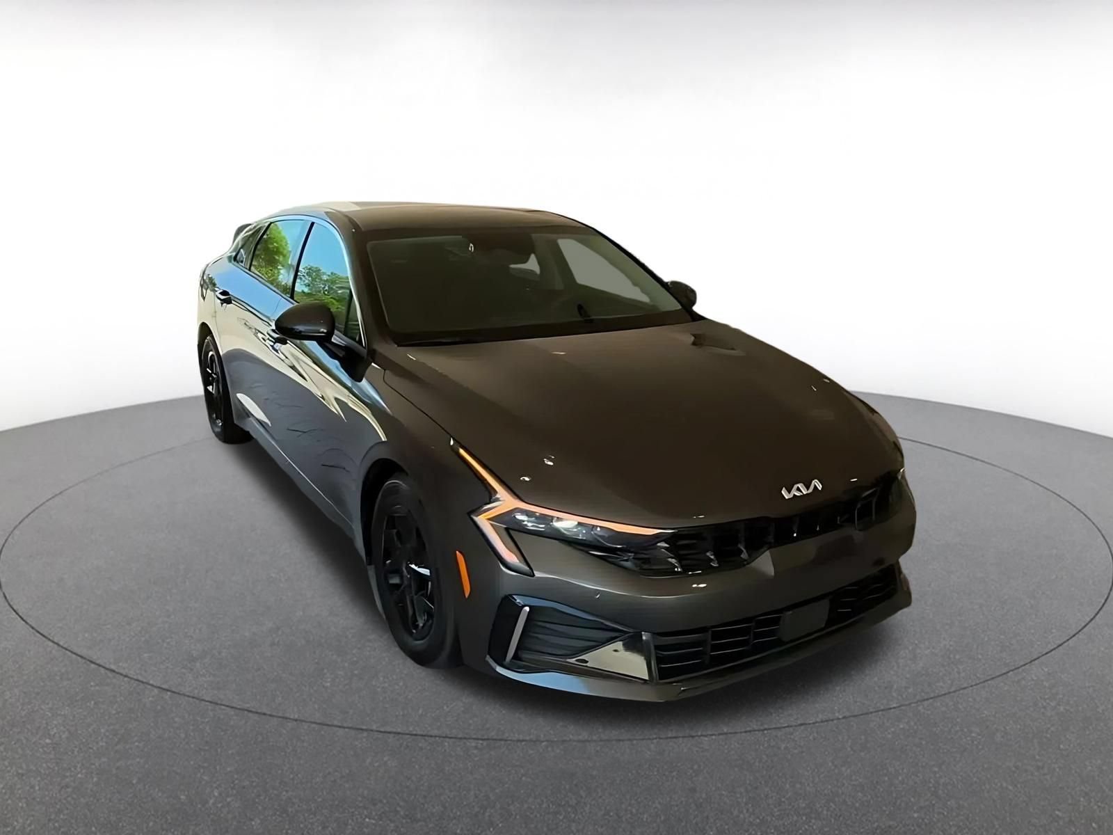 Used 2025 Kia K5 LXS FWD image 4