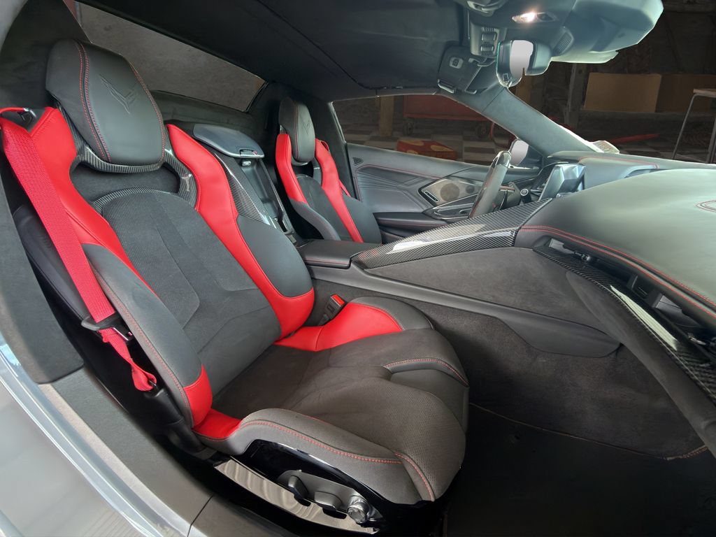 Used 2024 Chevrolet Corvette E-Ray AWD/4WD image 17