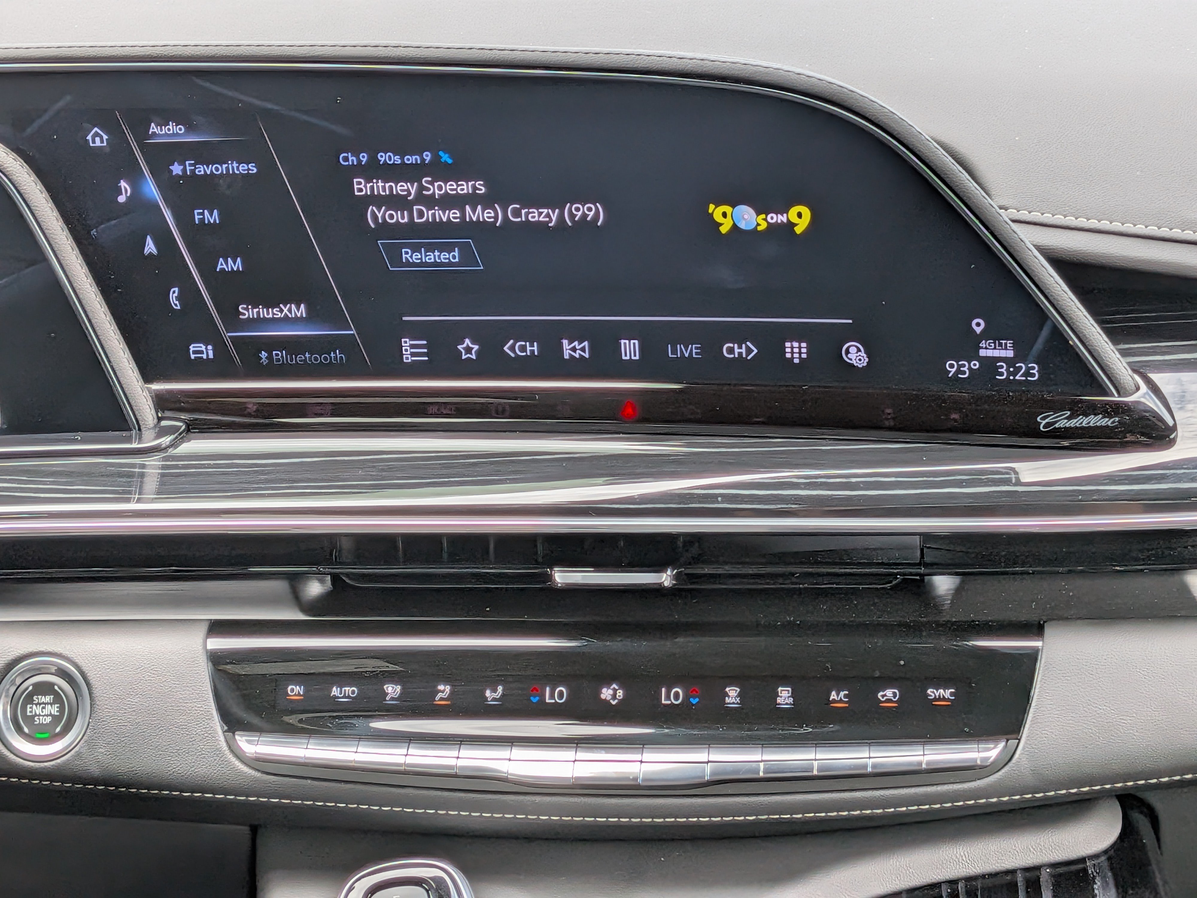 Certified 2023 Cadillac Escalade Sport w/ LPO, ONYX Package AWD/4WD image 20