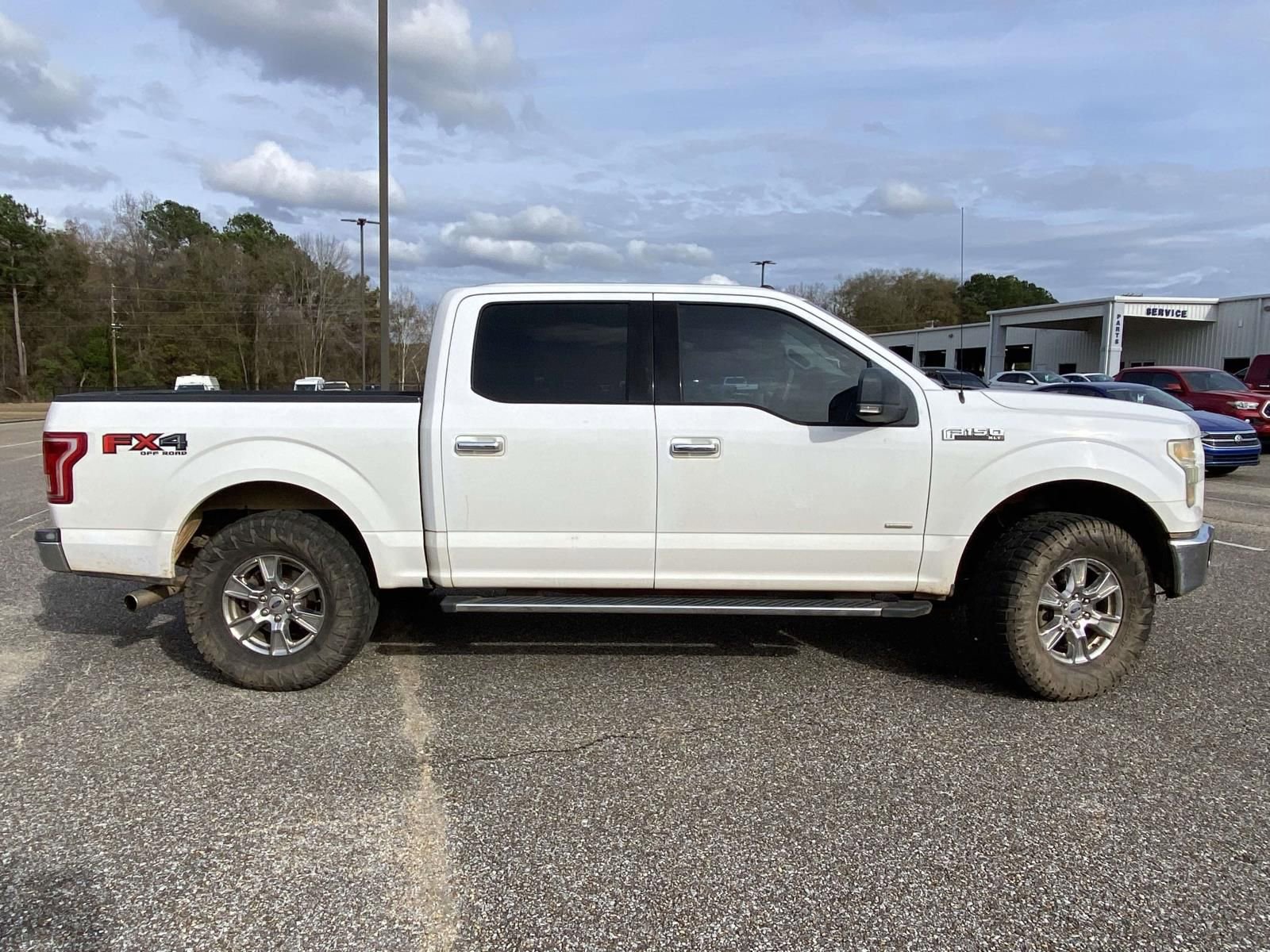 Used 2016 Ford F150 XLT w/ Equipment Group 302A Luxury image 8
