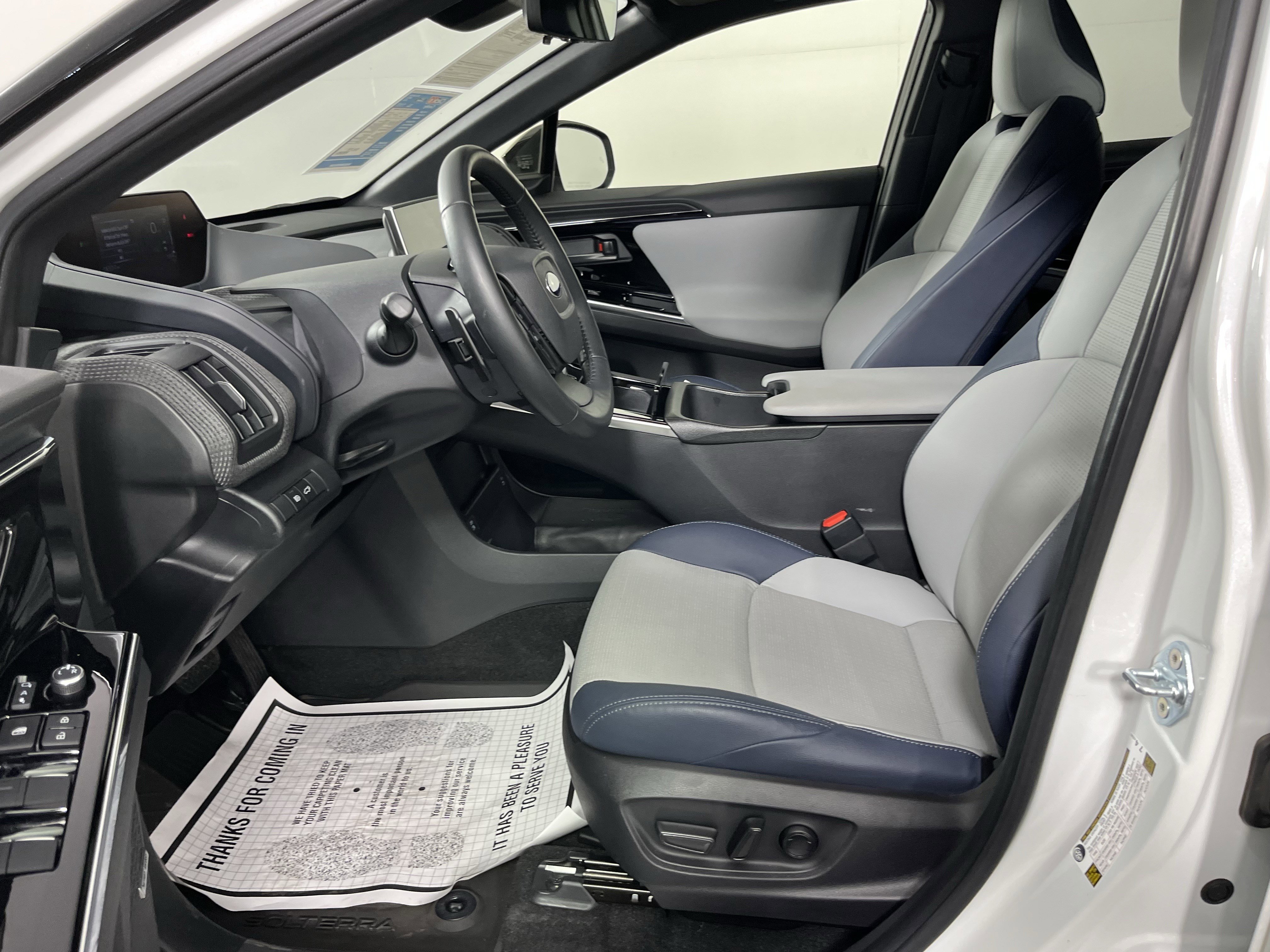 Used 2023 Subaru Solterra AWD image 10