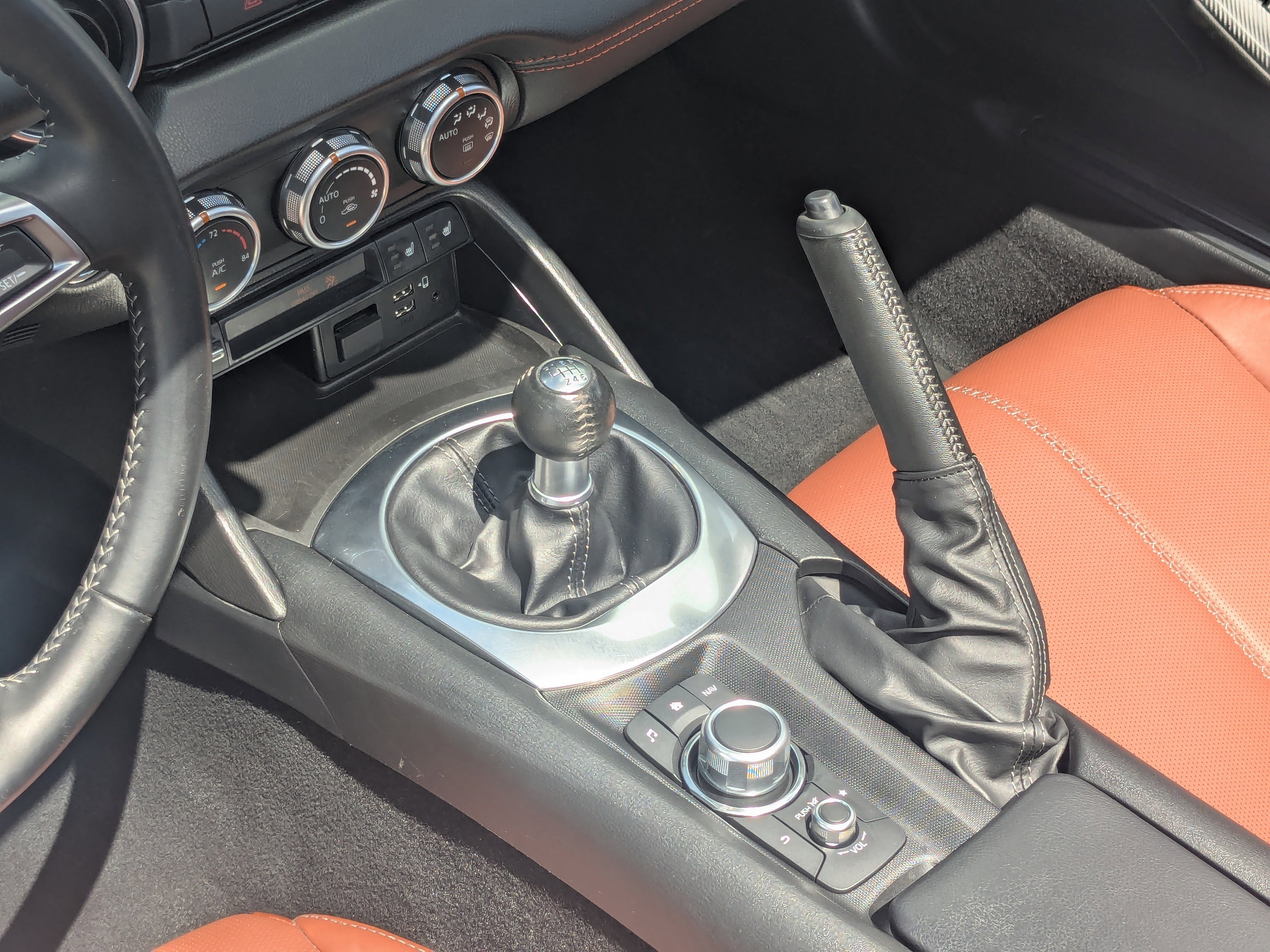 Used 2023 MAZDA MX-5 Miata Grand Touring image 19