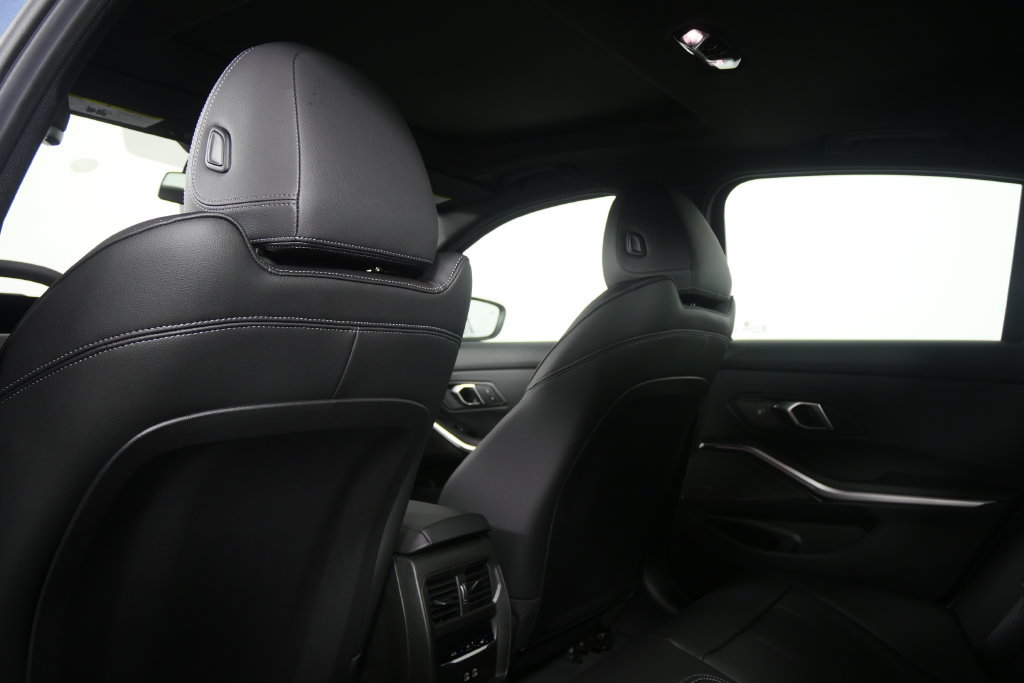 New 2026 BMW 330i Sedan w/ Premium Package RWD image 17