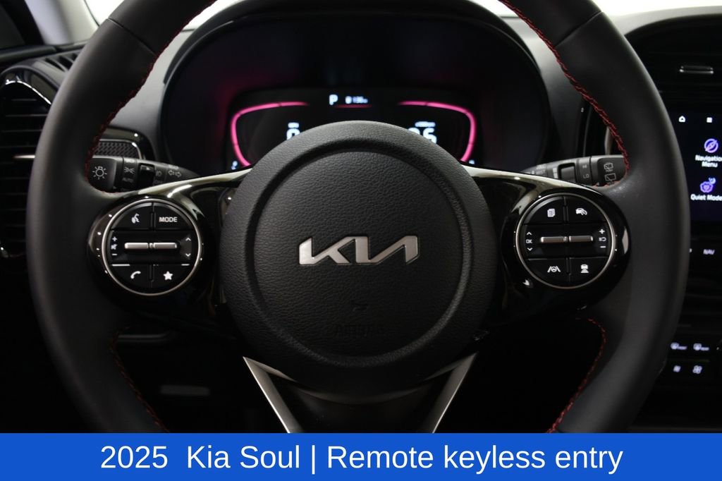 Used 2025 Kia Soul GT-Line w/ GT-Line Technology Package FWD image 11