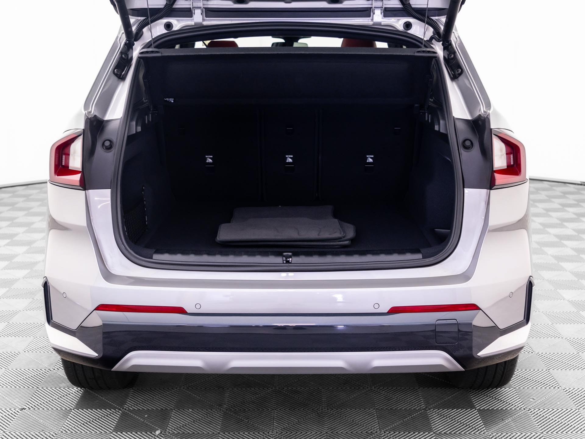 Certified 2025 BMW X1 xDrive28i w/ Premium Package AWD/4WD image 33