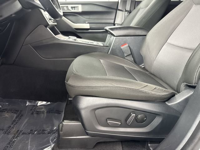 Used 2022 Ford Explorer XLT AWD/4WD image 19