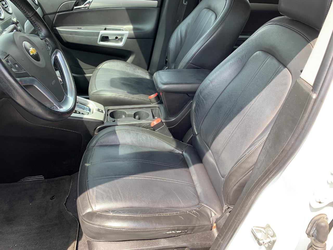 Used 2012 Chevrolet Captiva Sport LTZ AWD/4WD image 12