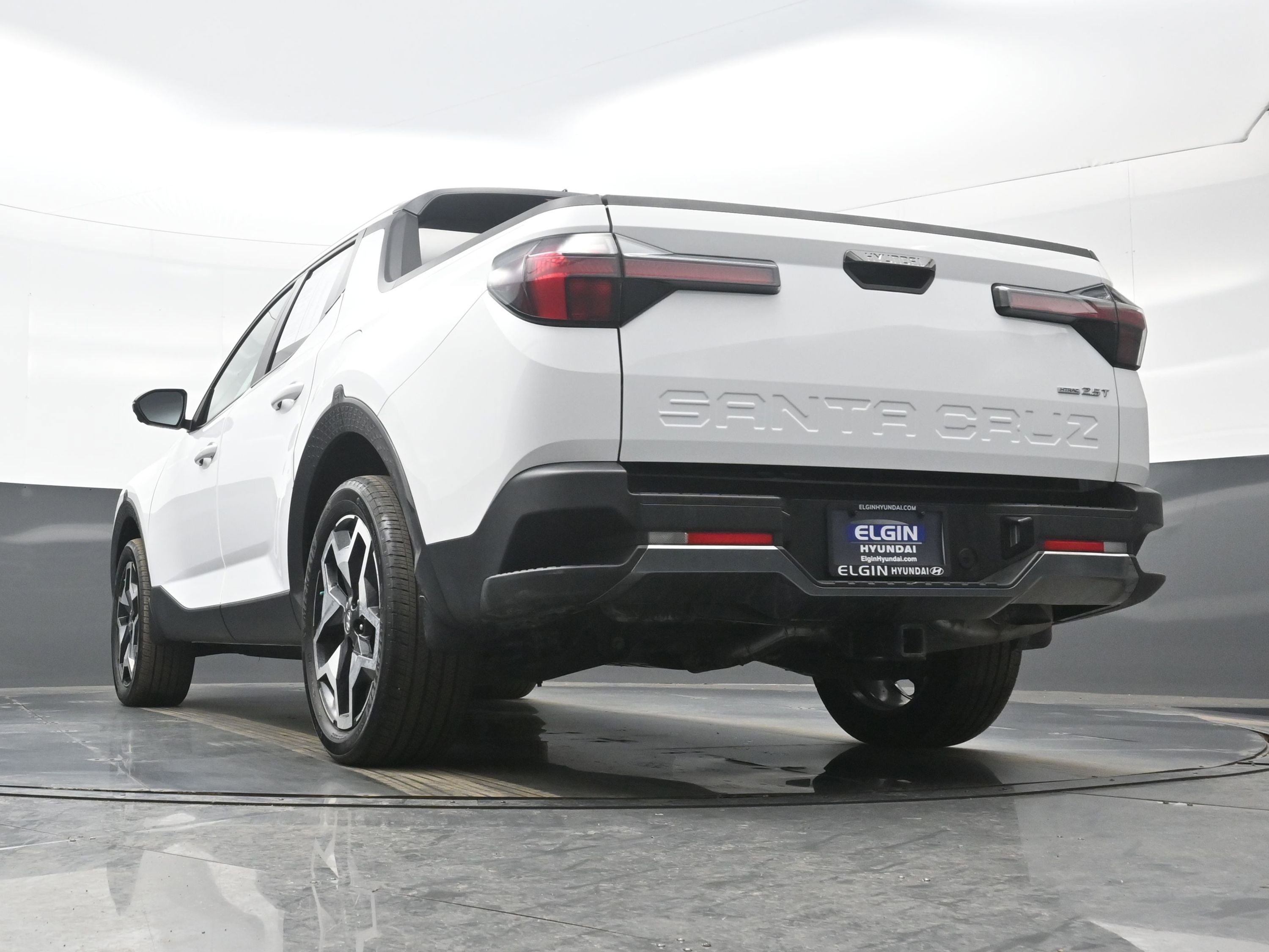 Certified 2023 Hyundai Santa Cruz Limited w/ Winter Package image 30