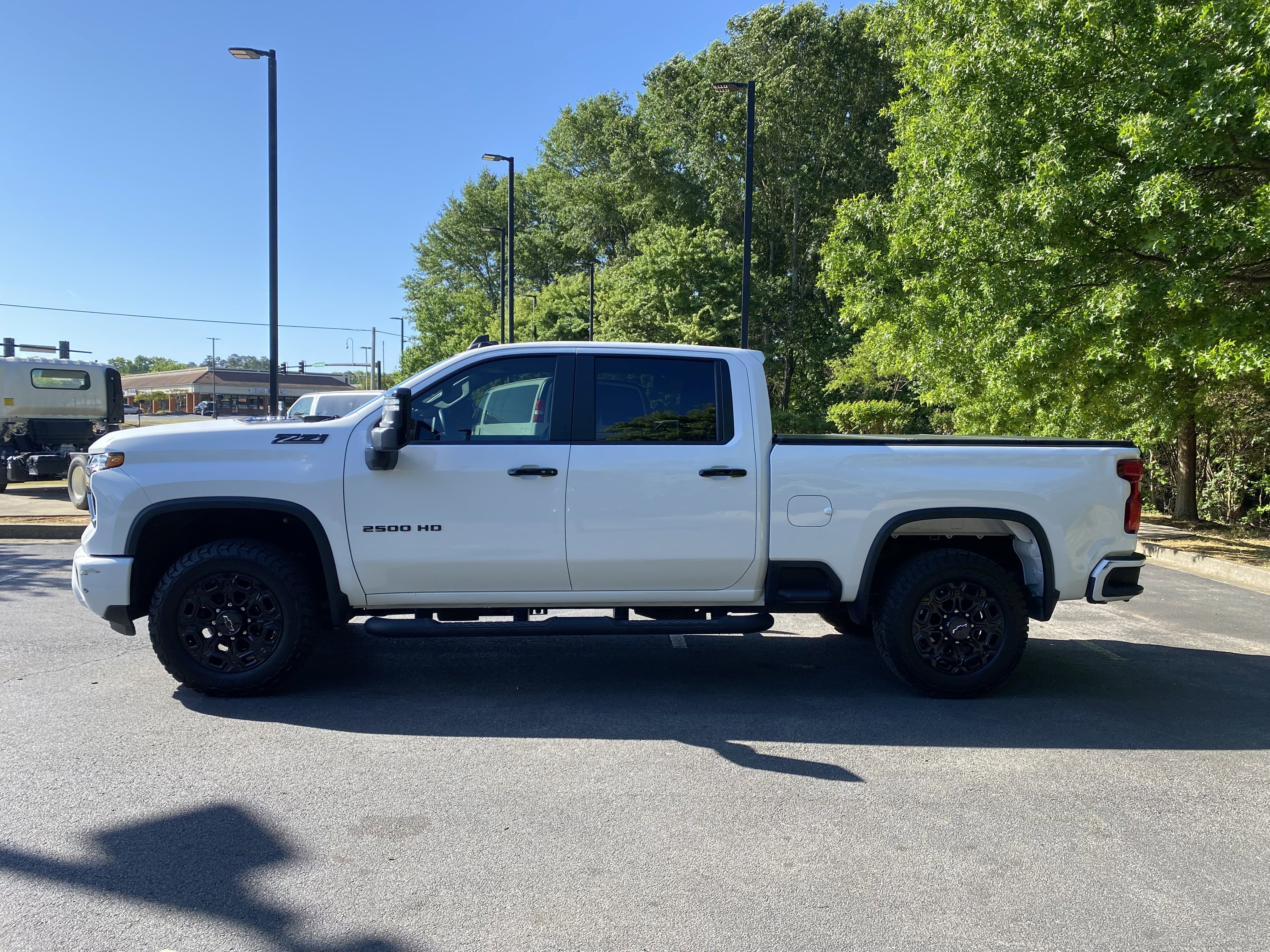 Used 2024 Chevrolet Silverado 2500 LT w/ Z71 Sport Edition AWD/4WD image 6
