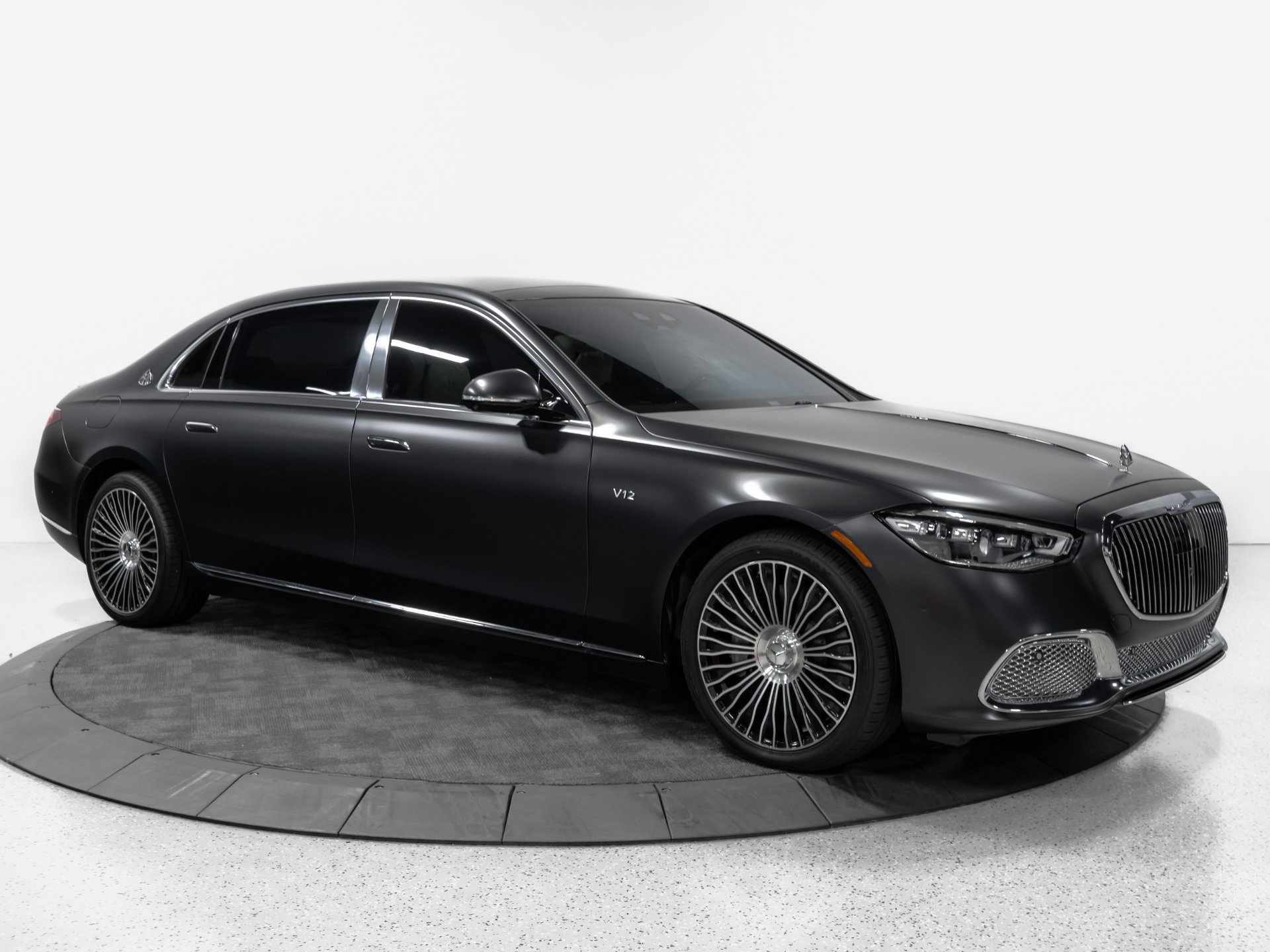 Used 2024 Mercedes-Benz Maybach S 680 4MATIC image 11