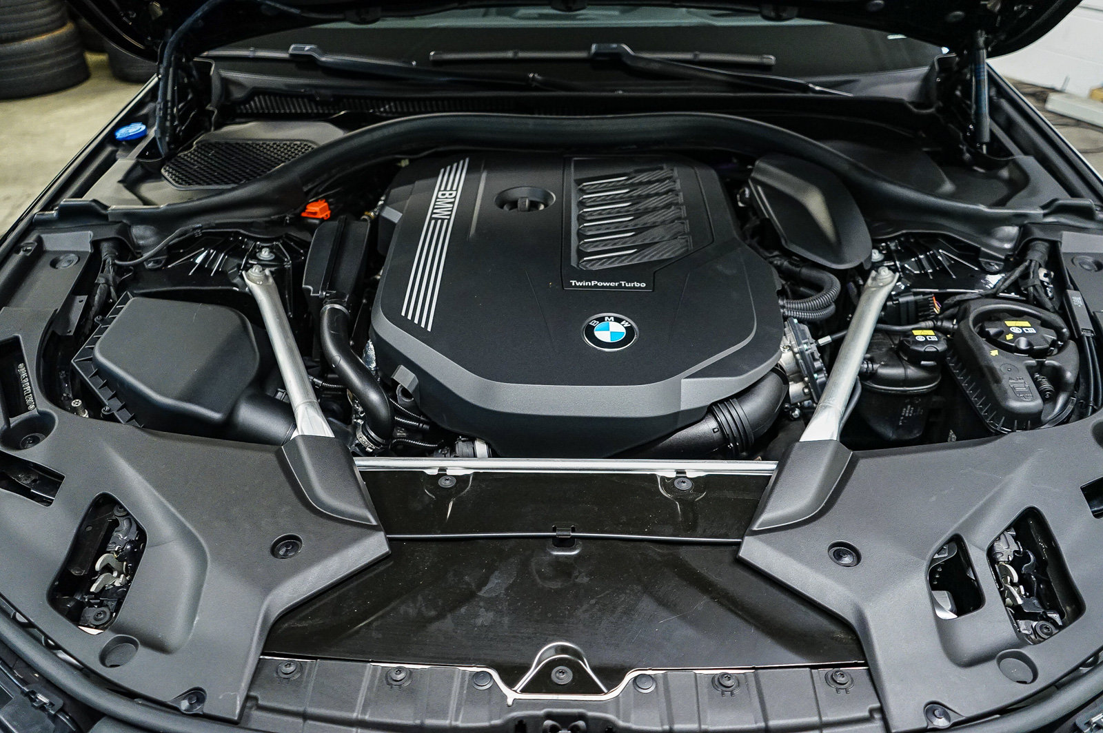 Certified 2023 BMW 540i w/ Premium Package RWD image 28