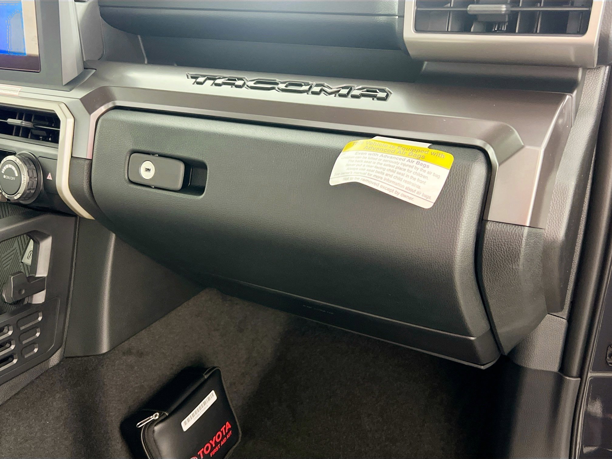 Used 2026 Toyota Tacoma SR5 RWD image 34
