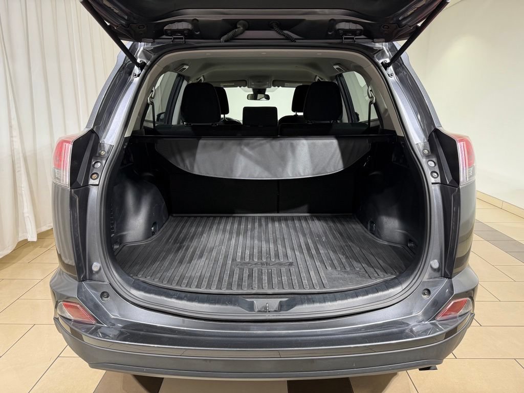 Used 2018 Toyota RAV4 LE w/ All Weather Liner Package AWD/4WD image 11