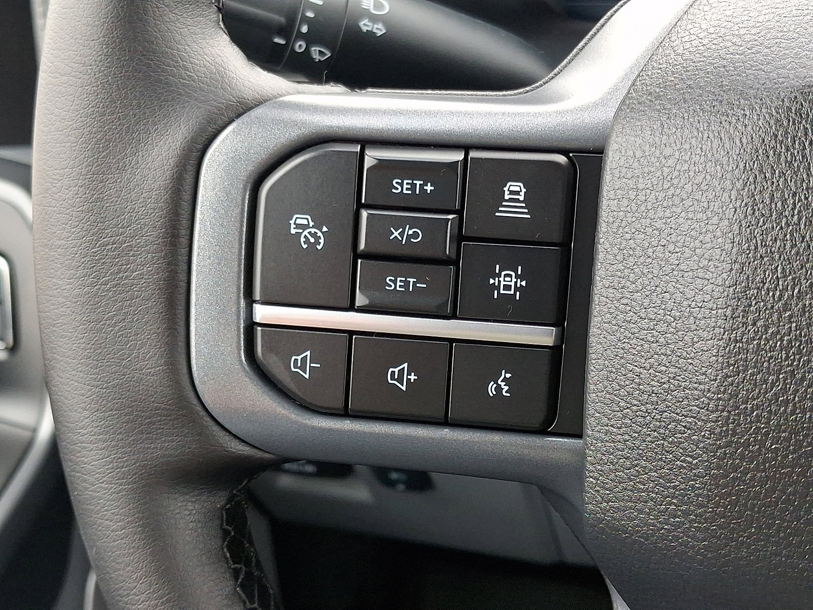 Used 2025 Ford F150 Lightning Flash image 24