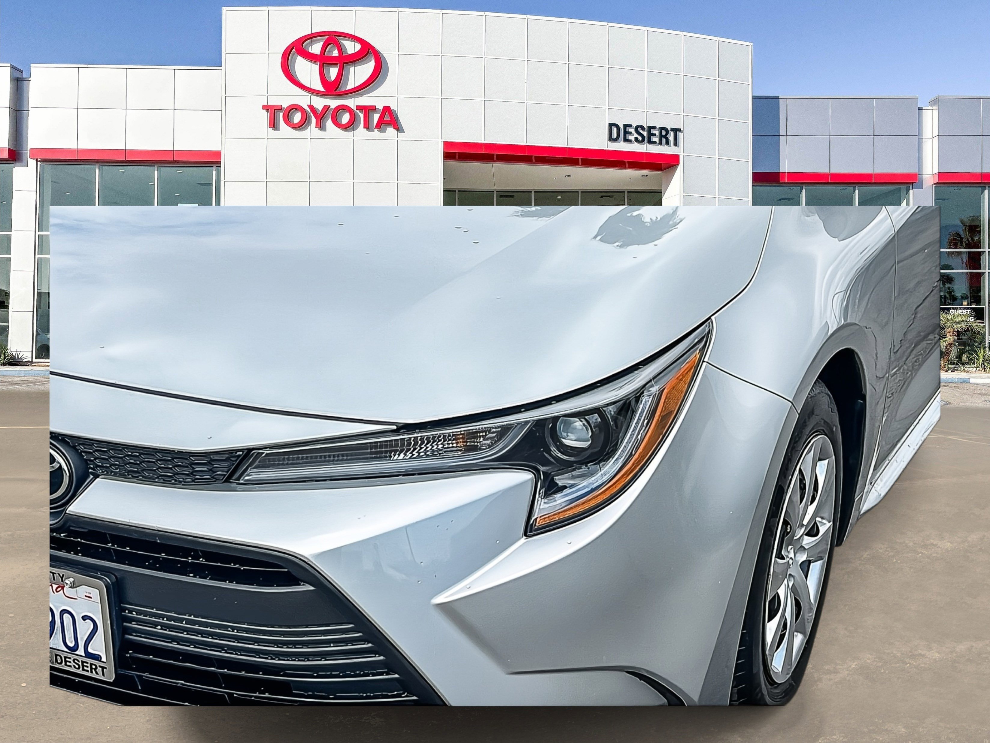 Used 2025 Toyota Corolla LE image 5