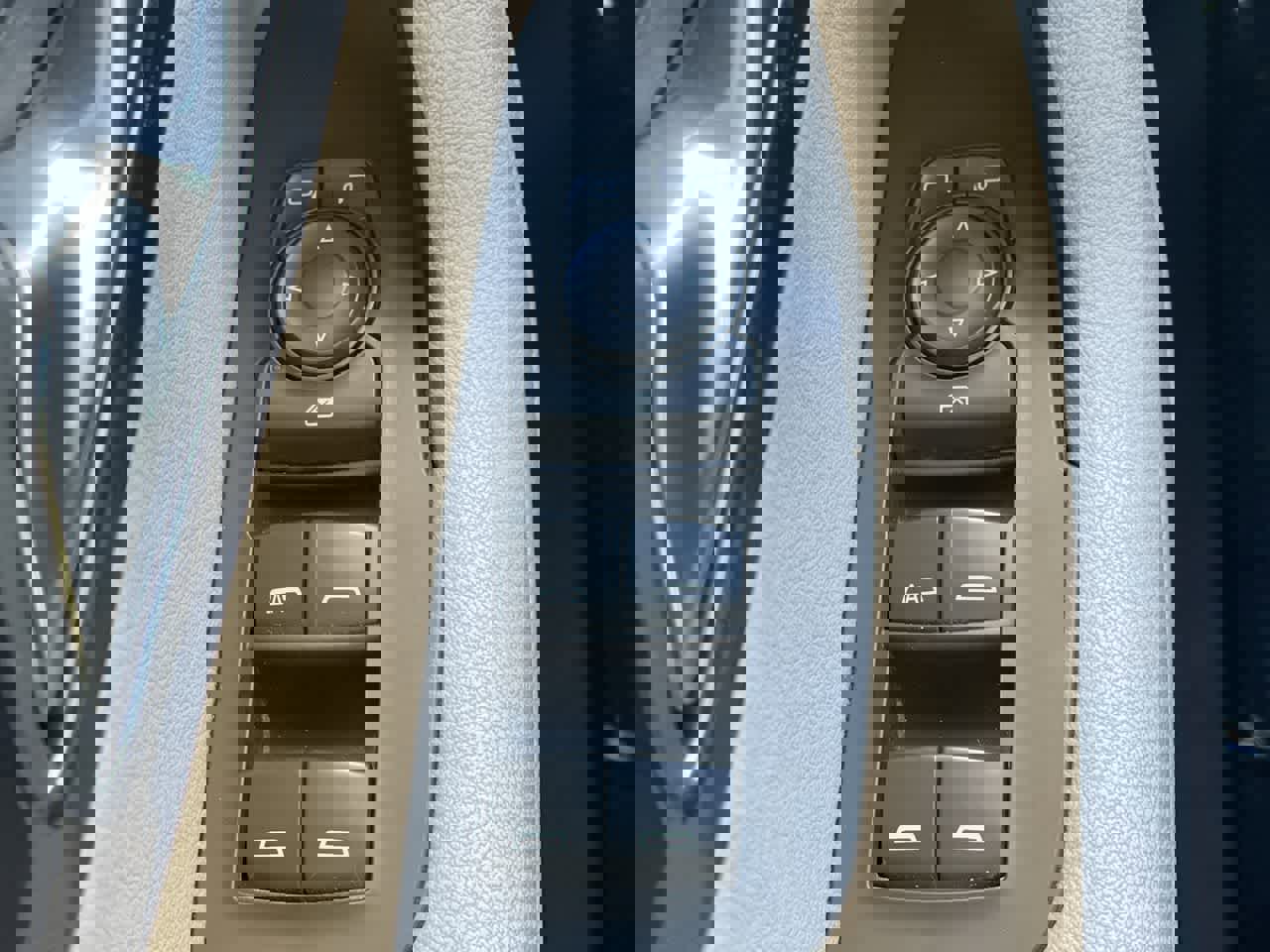 Used 2019 Chevrolet Blazer Premier w/ Driver Confidence II Package image 23