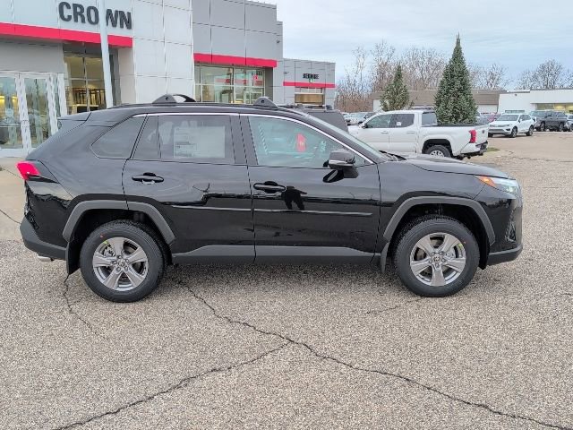 New 2025 Toyota RAV4 XLE image 5