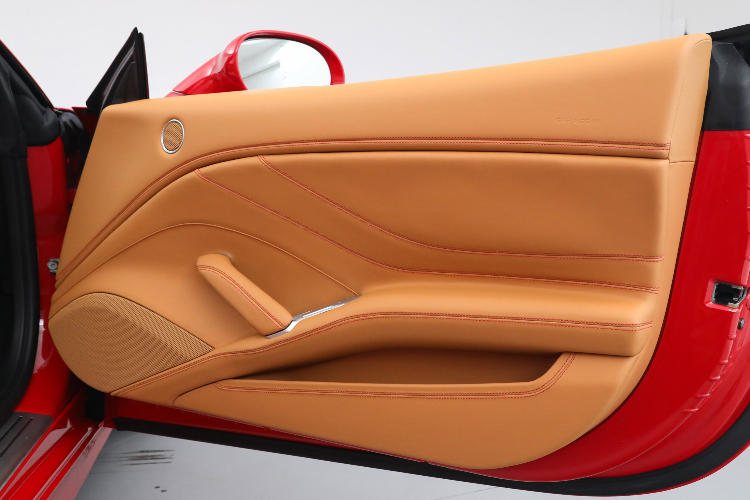 Certified 2017 Ferrari California T image 20