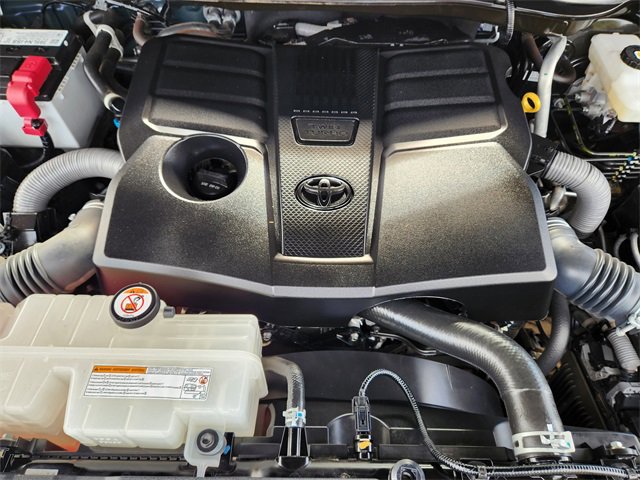 Used 2023 Toyota Tundra Limited image 32