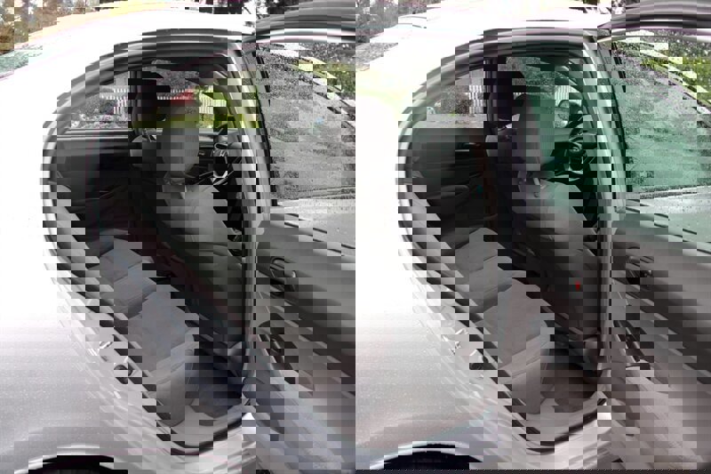 Used 2011 Honda Civic DX-VP image 6