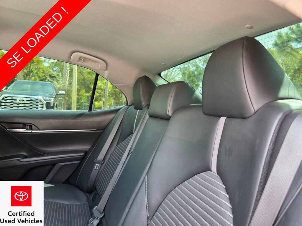Certified 2022 Toyota Camry SE image 20